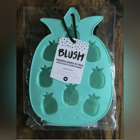 Silicone mold small pineapple shapes - Picture 2 of 4